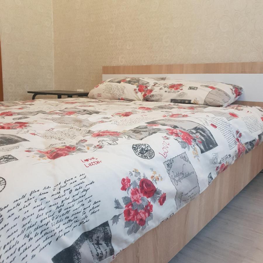 Apartment Theatre Shepkina 2 Rooms II Soemy Buitenkant foto